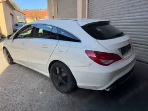 Mercedes-Benz Others CLA Shooting Brake CLA 200 CDI / d*AHK*Euro6* Bild 4