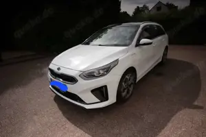 Kia Ceed SW / cee'd SW Ceed SW 1.6 GDI DCT OPF Plug-in-Hybrid Platinum