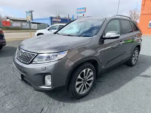 Kia Sorento Platinum Edition 2.2 CRDi 4WD / Voll