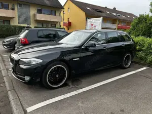 BMW 535 535d xDrive Touring Sport-Aut.