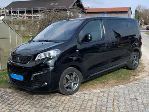 Peugeot Traveller