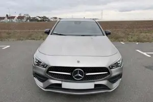 Mercedes-Benz CLA 200 7G-DCT AMG Line