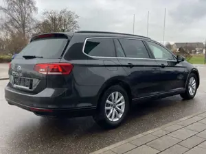 Volkswagen Passat Variant 2.0 TDI DSG BUSINESS NAVI+LED+PAN Bild 5