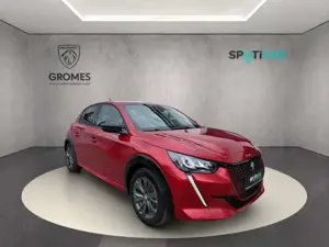 Peugeot 208 e- Allure Pack 136 Navi LED SHZ Digitales Cockpit