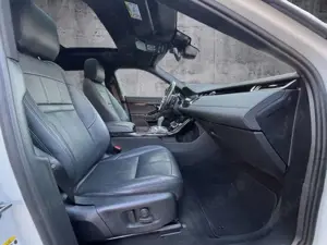 Land Rover Range Rover Evoque D200 R-Dynamic SE WinterPaket Bild 3