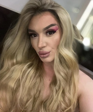 Super sexy Ts mit grosse Überraschung 