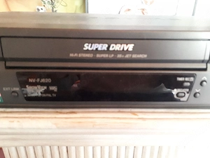 Verkaufe ein VHS Videorecorder 