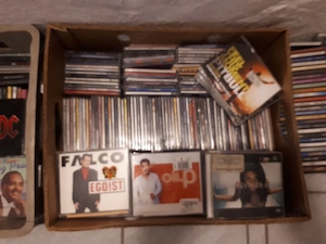Verkaufe CDs und Schallplatten 