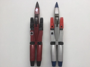 Hasbro Transformers Vintage Starscream Set 