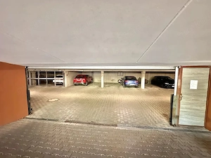 Tiefgaragenstellplatz in Unterschleißheim,  Edith-Stein-Straße Von-Eichendorff-Straße 