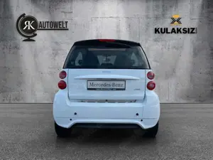 smart forTwo coupe Micro Hybrid Drive 52 kW*SHZ*PANO* Bild 4
