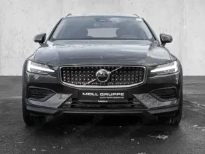 Volvo V60 Cross Country B4 AWD Plus LED Kamera Bild 3