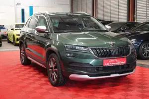 Skoda Karoq 2.0 TDI DSG Scout 4x4 1.Hand*Unfallfrei* Bild 3