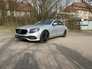 Mercedes-Benz E 250 9G-TRONIC Avantgarde