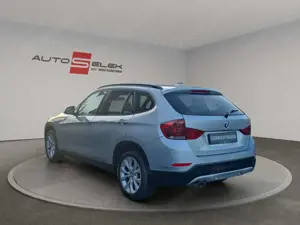 BMW X1 25 d xDrive Automatik Leder Klima Navi PDC Bild 3