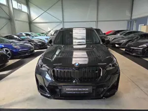 BMW X1 M35 i xDrive/M-Sport Pro/Panorama/*385€ Bild 3