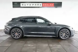 Porsche Taycan Cross Turismo 4/P-Display/PANO/Sitzklima