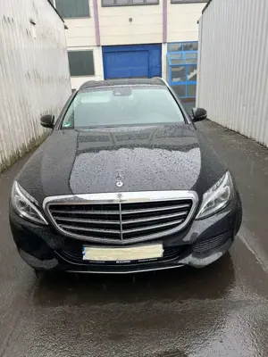 Mercedes-Benz C 180 C 180 T    EXKLUSIV
