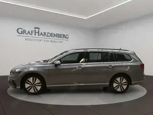 Volkswagen Passat Variant GTE DSG AHK Navi ACC Bild 2