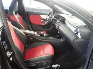 Mercedes-Benz CLA 250 Coupé AMG AMG/AHK/LEDER/NIGHT/RFK/ Bild 4