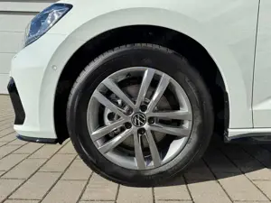 Volkswagen Touran R-Line 1.5 TSI OPF DSG AHK+Pano+Dynaudio uvm! Bild 5