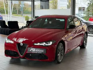 Alfa Romeo Giulia Ti Q4/MEMORY/ACC/NAVI/KAMERA/SHZ