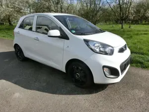 Kia Picanto SERVICE+REIFEN+TÜV NEU!!