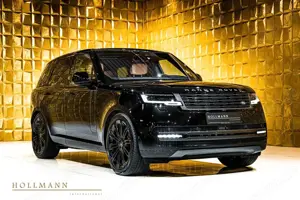 Land Rover Range Rover 4.4L P530 ATB + REAR ENTERTAINMENT