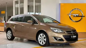 Opel Astra Innov/BiXemon/Navi/Fahrradtr./Klimaaut./2xParkp.