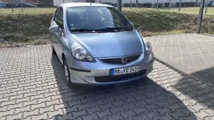 Honda Jazz Garagen Auto . Sauber 3 Vorbesitzer