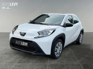 Toyota Aygo 1.0 Business Edition Kamera+ACC+CarPlay+SHZ Bild 2