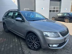 Skoda Octavia Combi Ambition Klimaautomatik AHK