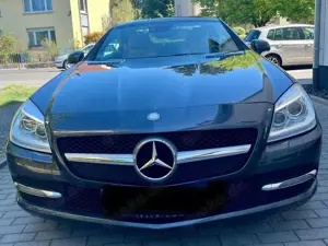 Mercedes-Benz SLK 200 SLK 200 (BlueEFFICIENCY) 7G-TRONIC Bild 2