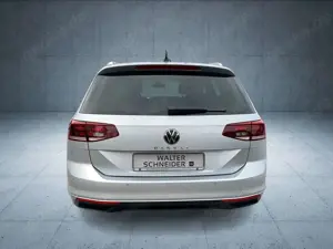 Volkswagen Passat Variant 1.5 TSI DSG Business AHK Navi LED Bild 5