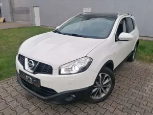 Nissan Qashqai 2.0 dCi 4 x 4 Allrad, Standheizung, Leder