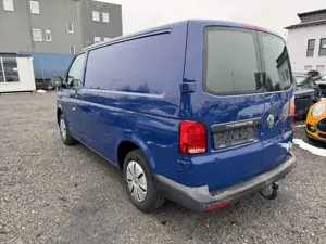 Volkswagen T6 Transporter LANG 3-Sitzer AHK NAVI PTS Bild 4