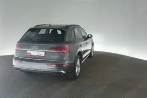 Audi Q5 55 TFSIe quattro S tronic S line GRA LED Bild 2
