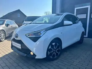Toyota Aygo (X) x-play Team Deutschland Automatik