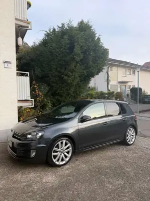 Volkswagen Golf 2.0 TDI DPF GTD