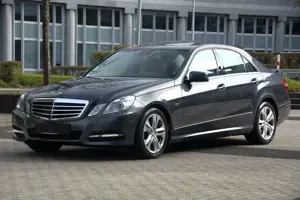 Mercedes-Benz E 220 CDI BlueEfficiency| 2.HAND| BI-XENON| NAVI