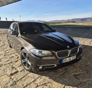 BMW 525 525d Touring Aut. Luxury Line