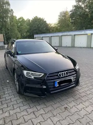 Audi A3 Sportback - Alcantara/ 8fach / - HU 04/27