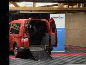 Volkswagen Caddy Behindertengerecht-Rampe