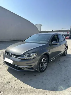 Volkswagen Golf 1.0 TSI Sound Guter Zustand