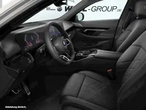 BMW 540 d xDrive M Sport Pro Panorama AHK Innovation Drivi Bild 3