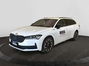 Skoda Superb Combi 1.5 TSI iV Sportl. 19'' 8-fach, AHK