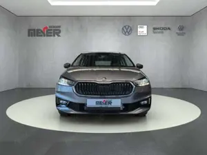 Skoda Fabia Selection 1.0 TSI DSG Klima Rückfahrkamera Bild 2