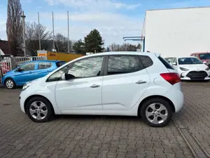 Kia Venga Spirit*KAMERA*NAVI*SITZHEIZUNG* Bild 5