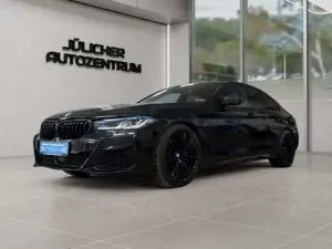 BMW 550 i xDrive A Lim. Aut., Insp. + Tüv/Au Neu Bild 4