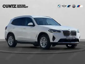 BMW X3 xDrive30e  Navi Head-Up Driving+Parkassist HiFi DA Bild 3
